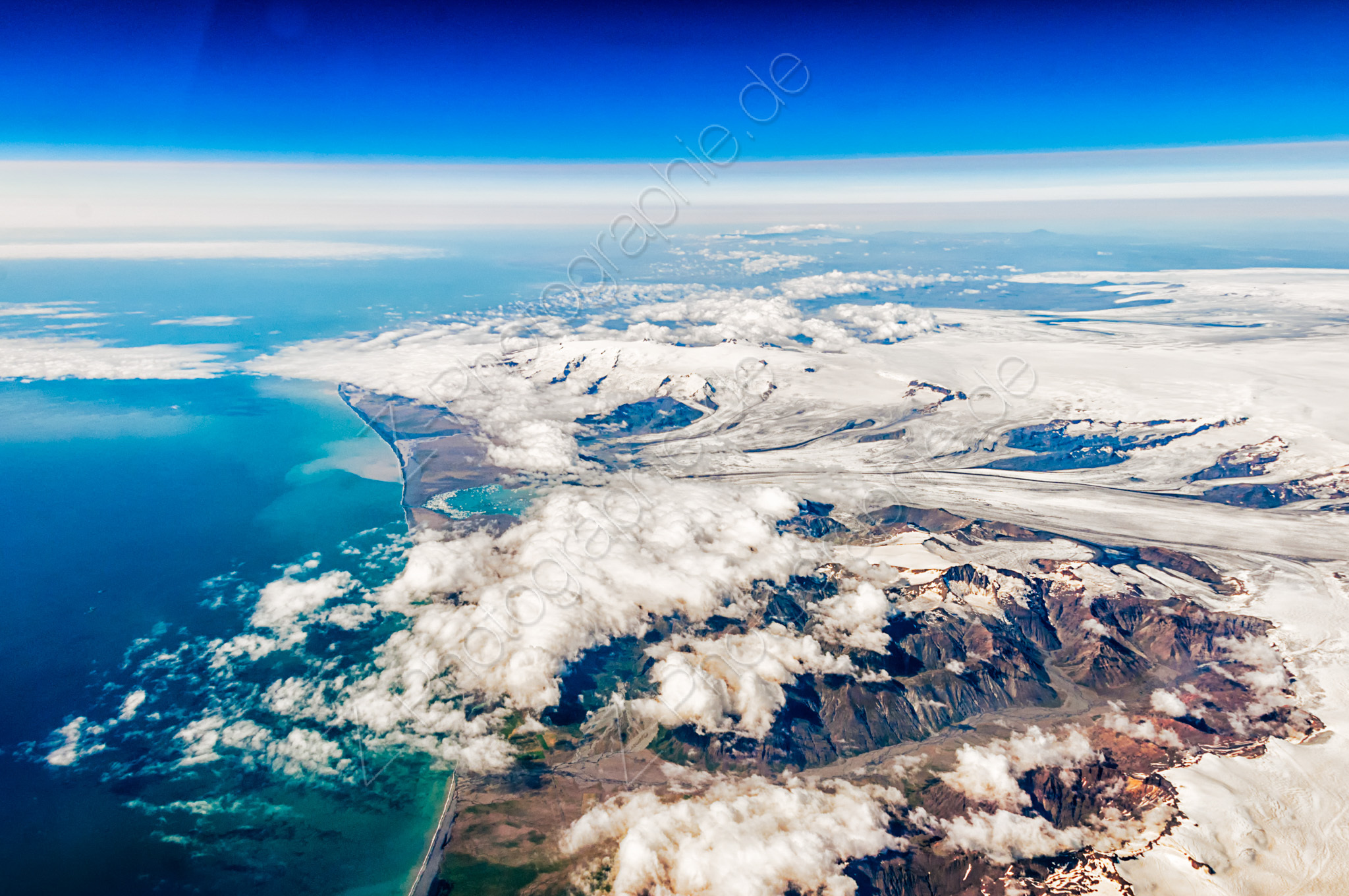 South coastline with Jökulsárlón-Glacier lagoon and Vatnajök