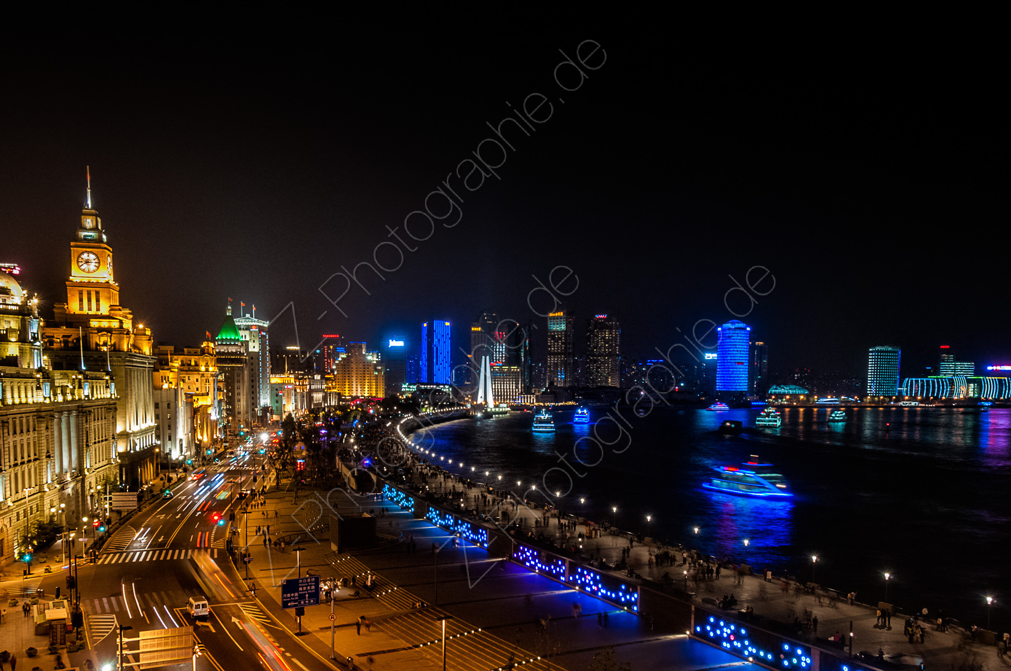 The Bund and Huangpu River, Shanghai, China